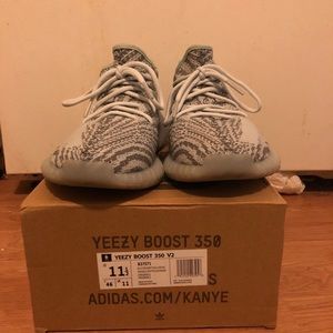 Adidas Yeezy Blue Tint
